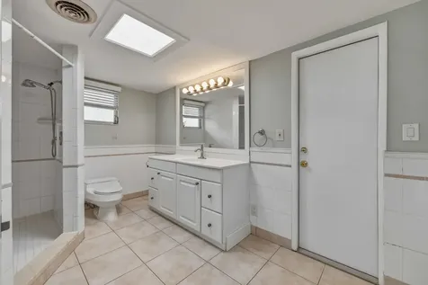 284 Allenwood Drive Lauderdale By The Sea FL 33308
