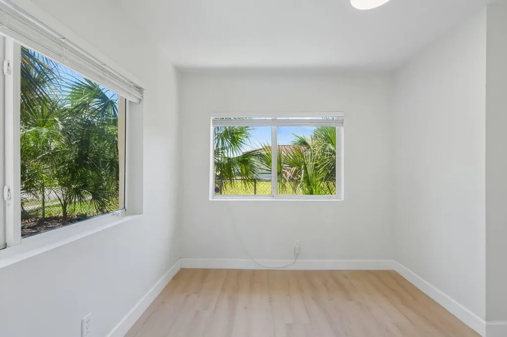 2943 NW 13th Street Fort Lauderdale FL 33311