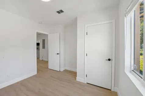 2943 NW 13th Street Fort Lauderdale FL 33311