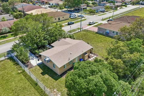2943 NW 13th Street Fort Lauderdale FL 33311