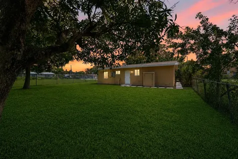 2943 NW 13th Street Fort Lauderdale FL 33311
