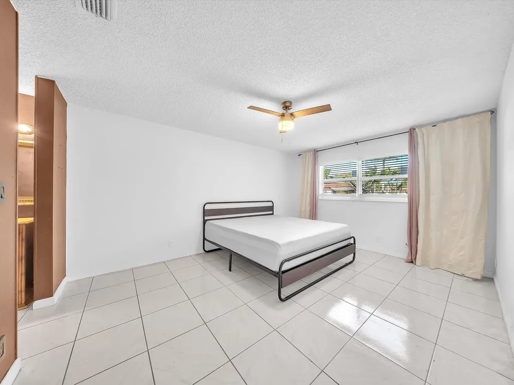 417 SW Natura Avenue Deerfield Beach FL 33441