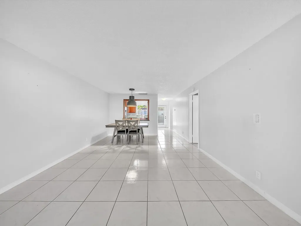 417 SW Natura Avenue Deerfield Beach FL 33441