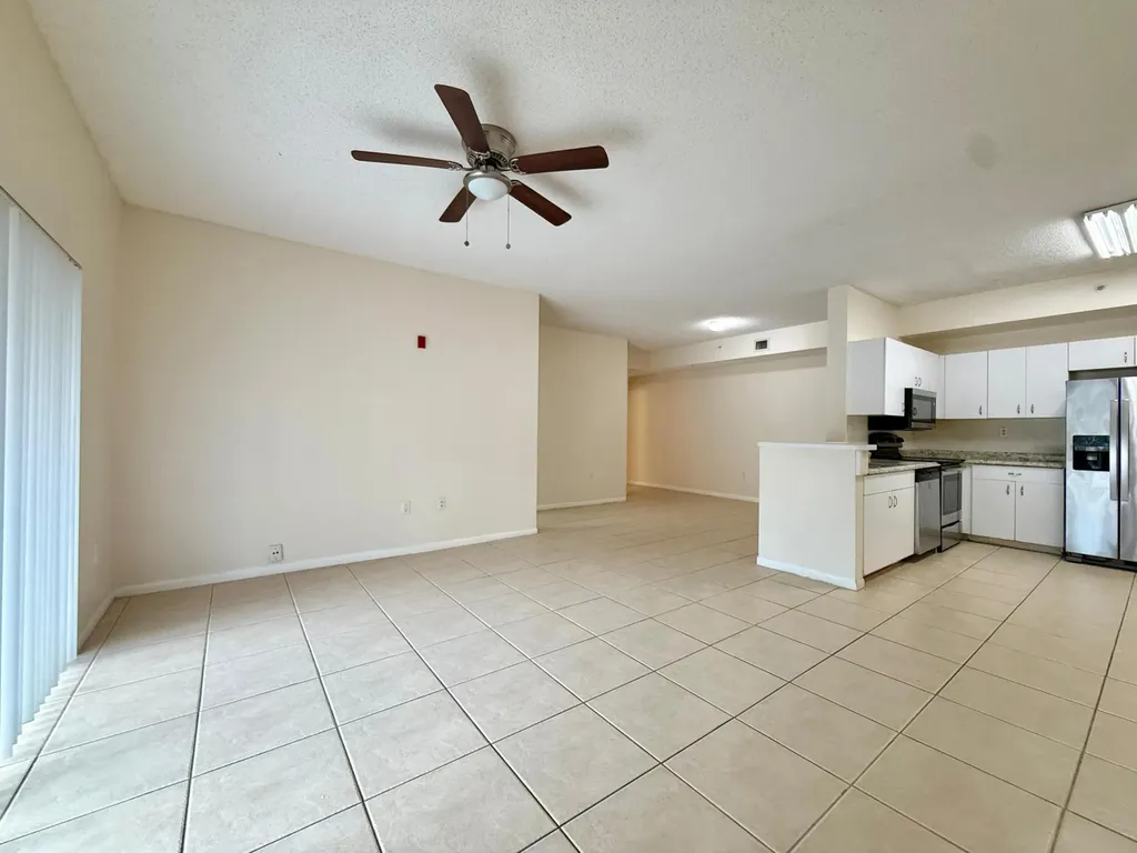 6928 SW 39th Street Davie FL 33314