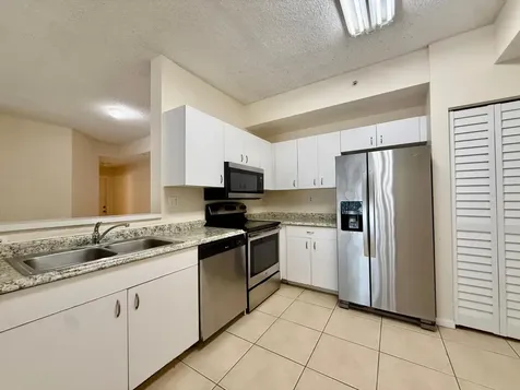 6928 SW 39th Street Davie FL 33314