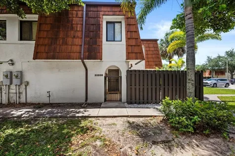 2220 White Pine Circle Greenacres FL 33415