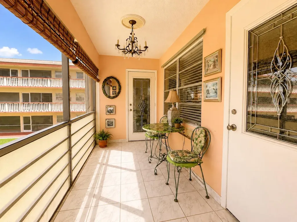 5300 Washington Street Hollywood FL 33021