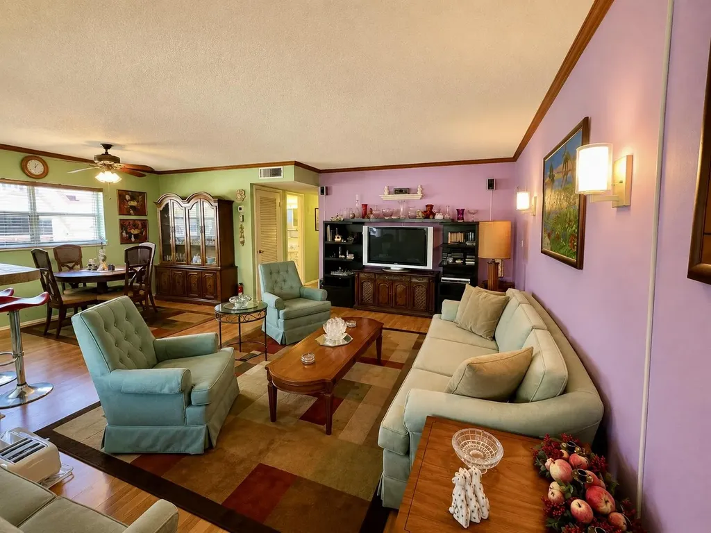 5300 Washington Street Hollywood FL 33021