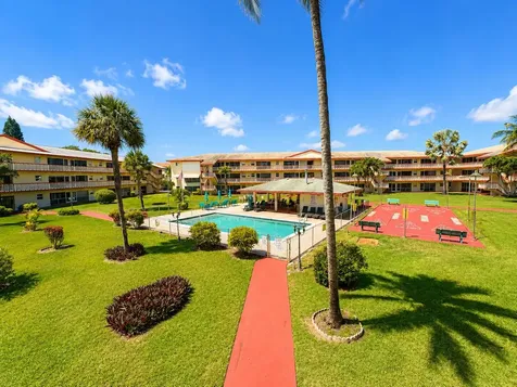 5300 Washington Street Hollywood FL 33021