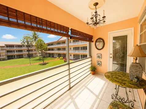 5300 Washington Street Hollywood FL 33021