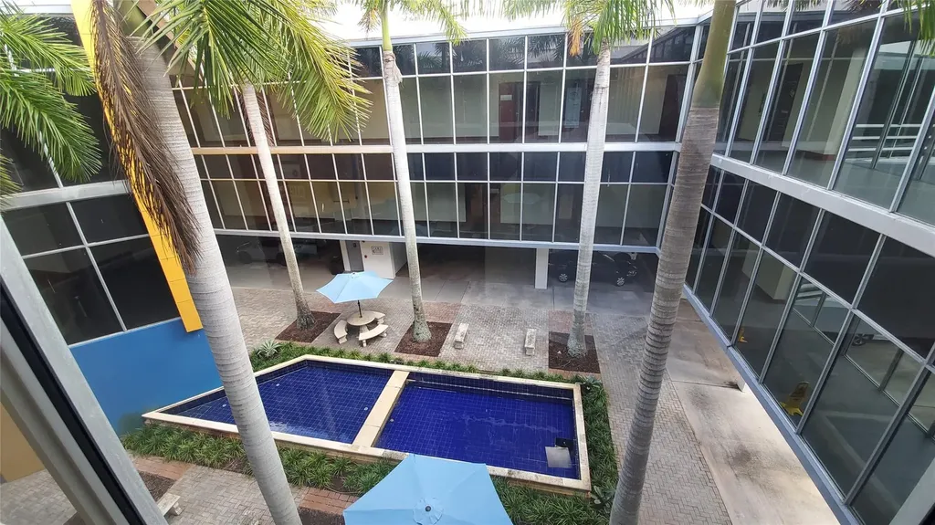 18503 Pines Boulevard Pembroke Pines FL 33029