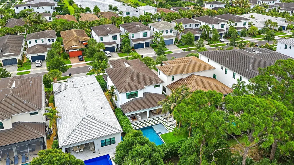 13558 Artisan Circle Palm Beach Gardens FL 33418
