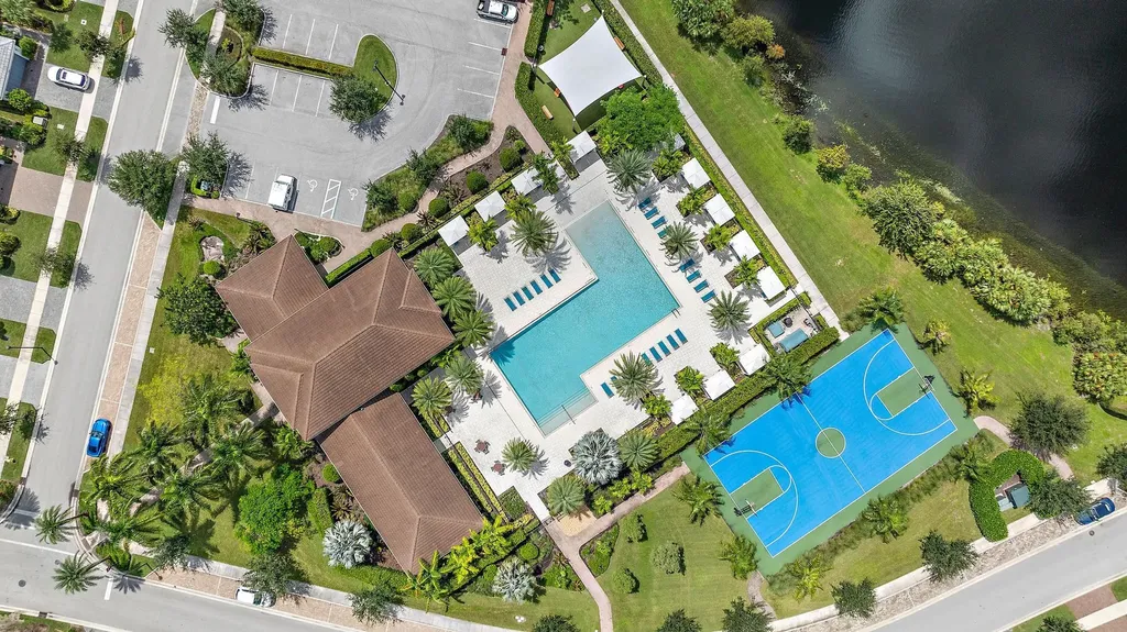 13558 Artisan Circle Palm Beach Gardens FL 33418