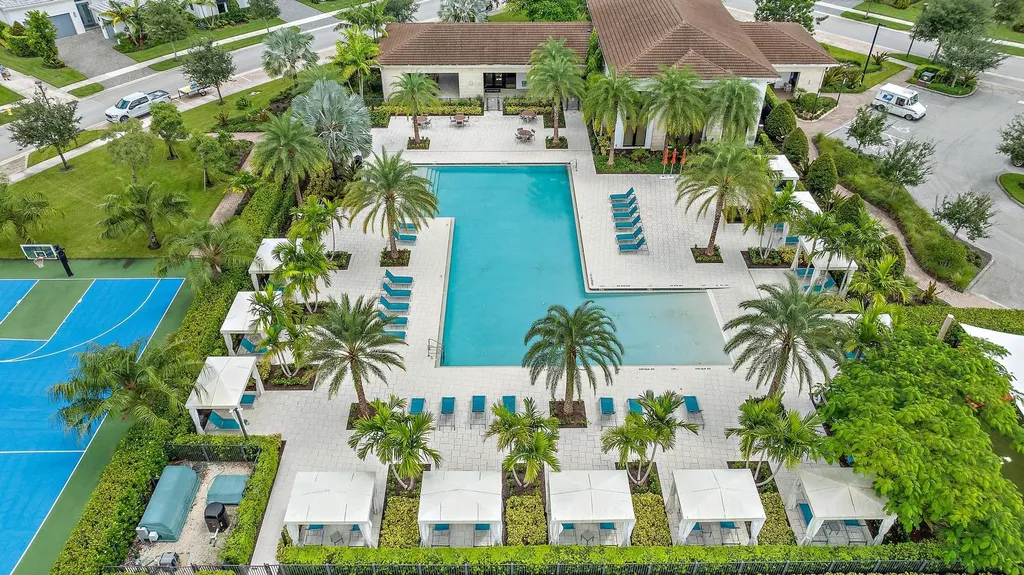 13558 Artisan Circle Palm Beach Gardens FL 33418