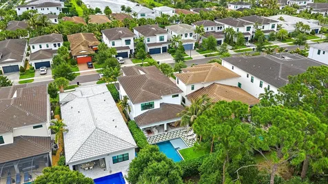 13558 Artisan Circle Palm Beach Gardens FL 33418