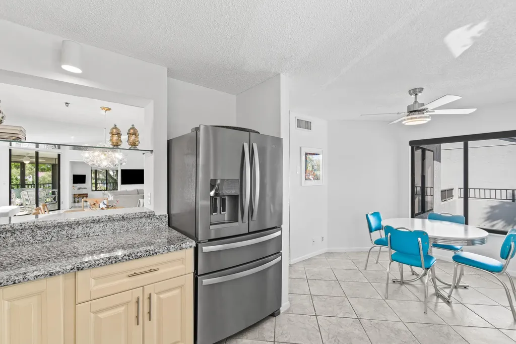 7533 Glendevon Lane Delray Beach FL 33446