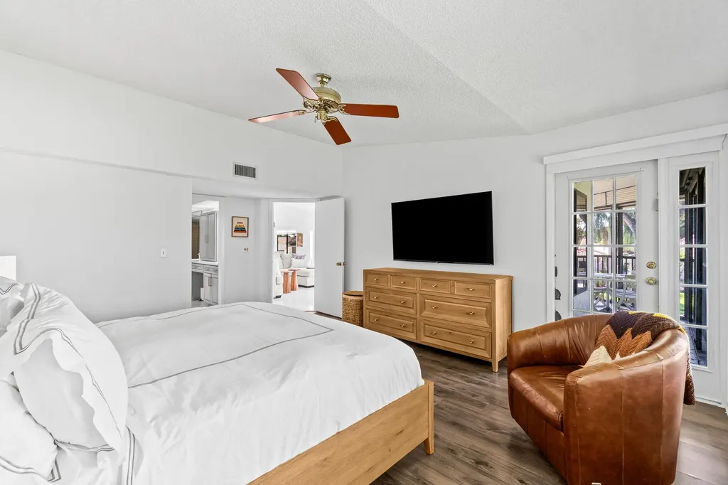 7533 Glendevon Lane Delray Beach FL 33446