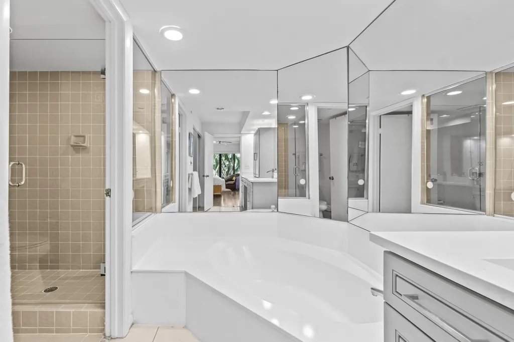 7533 Glendevon Lane Delray Beach FL 33446