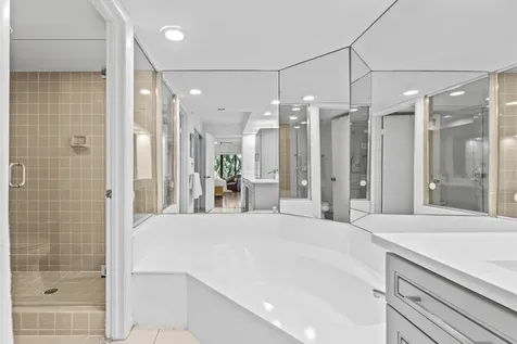 7533 Glendevon Lane Delray Beach FL 33446
