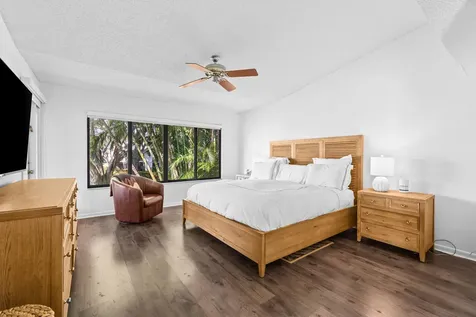 7533 Glendevon Lane Delray Beach FL 33446