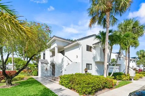 7533 Glendevon Lane Delray Beach FL 33446