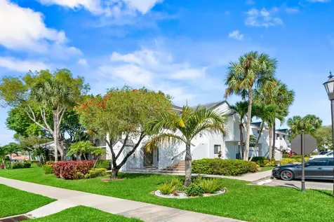 7533 Glendevon Lane Delray Beach FL 33446