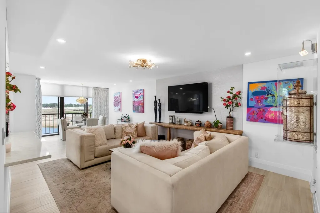 7802 Lakeside Boulevard Boca Raton FL 33434
