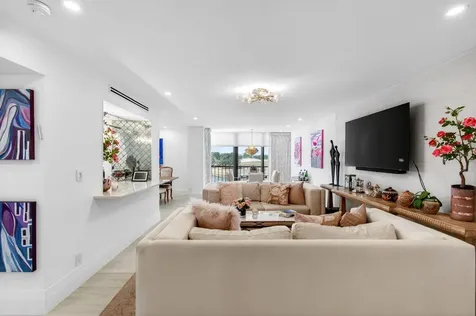 7802 Lakeside Boulevard Boca Raton FL 33434