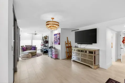 7802 Lakeside Boulevard Boca Raton FL 33434