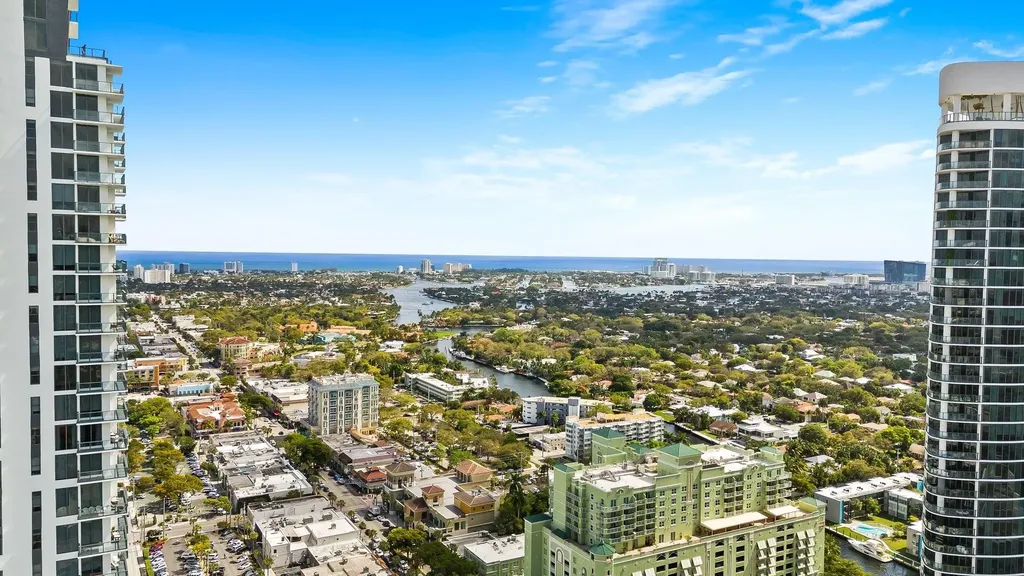 350 SE 2nd Street Fort Lauderdale FL 33301