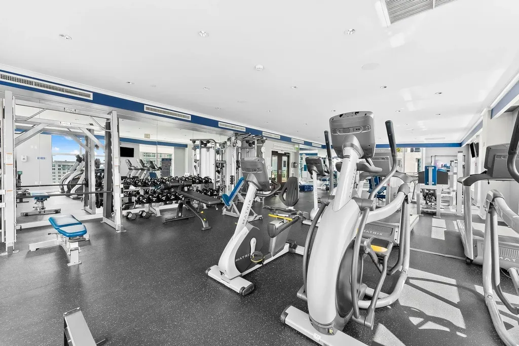 350 SE 2nd Street Fort Lauderdale FL 33301