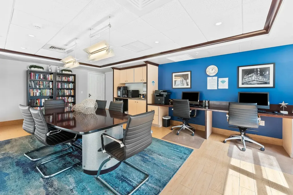 350 SE 2nd Street Fort Lauderdale FL 33301