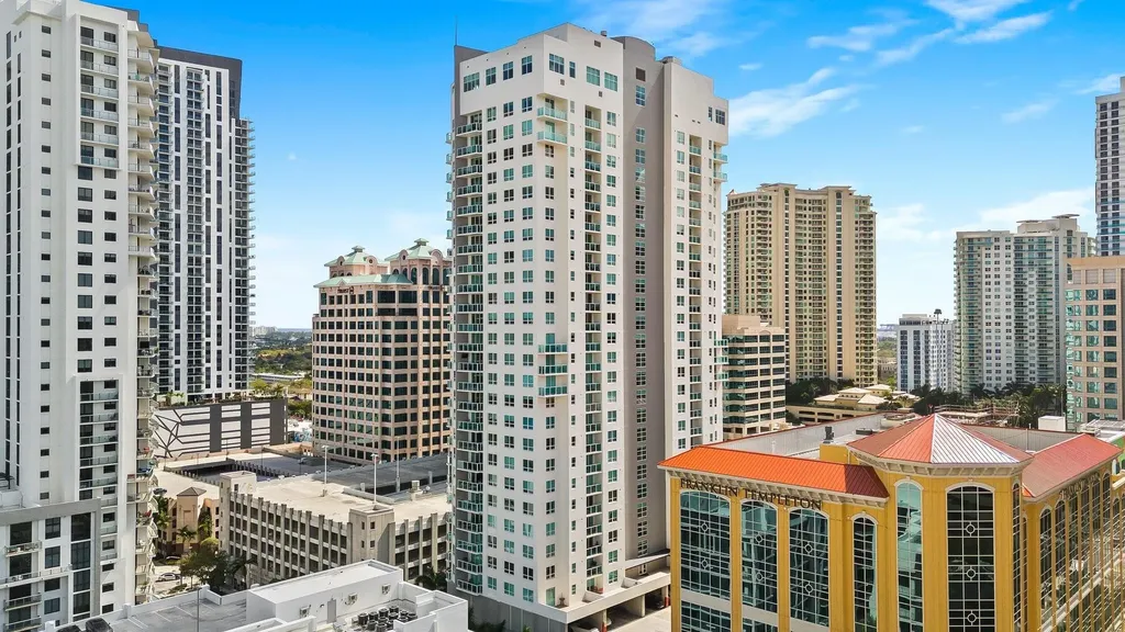350 SE 2nd Street Fort Lauderdale FL 33301