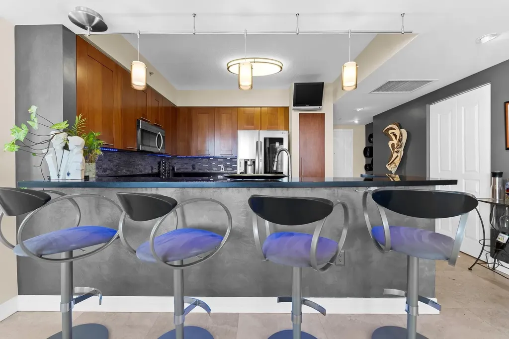 350 SE 2nd Street Fort Lauderdale FL 33301