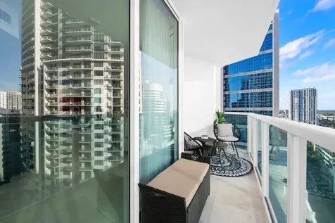 350 SE 2nd Street Fort Lauderdale FL 33301