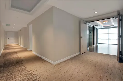 350 SE 2nd Street Fort Lauderdale FL 33301