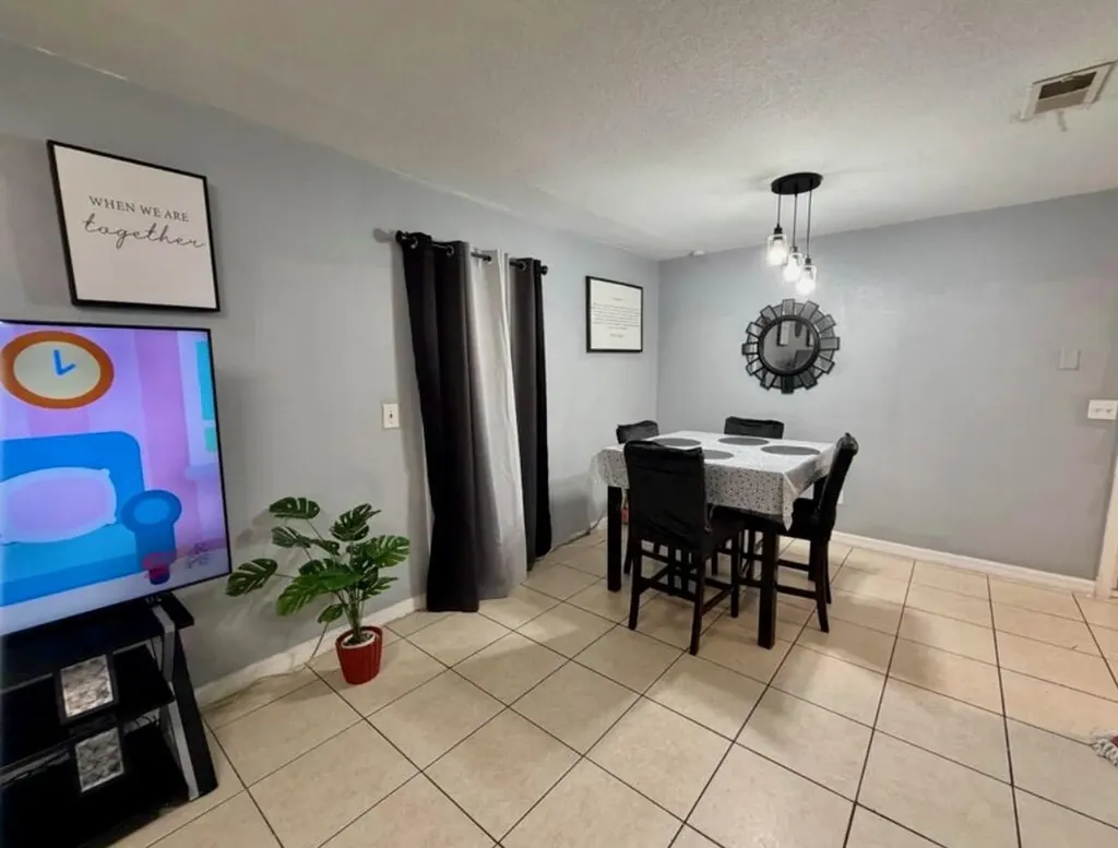 190 NW Abalone Road Road NW Palm Bay FL 32907