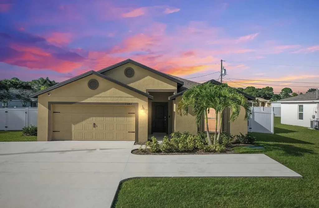 1381 SW Paar Drive Port St Lucie FL 34953