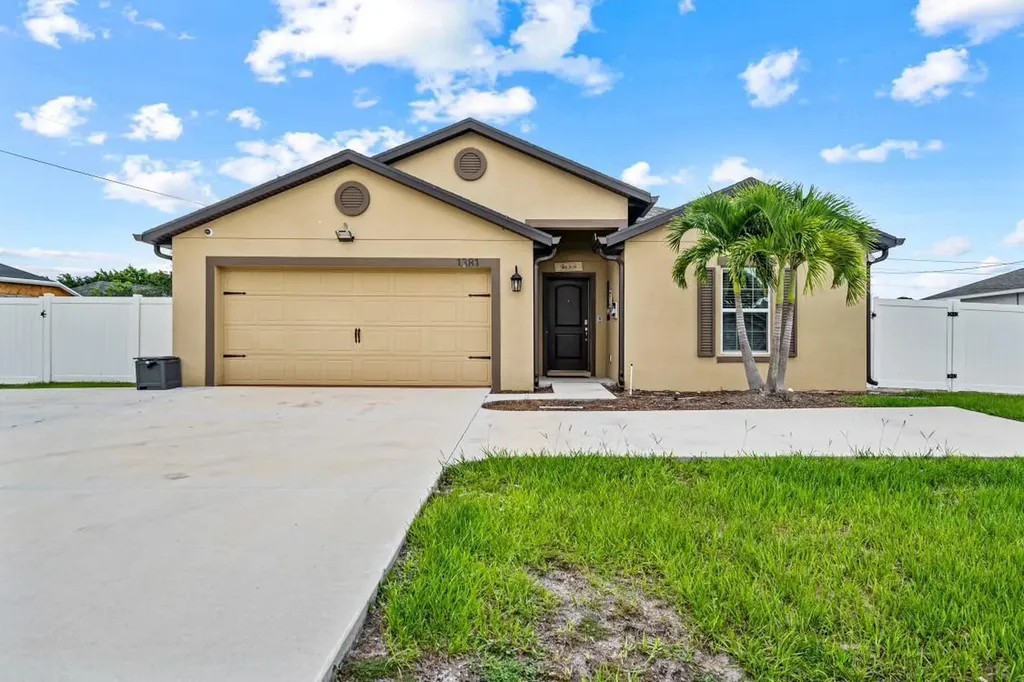 1381 SW Paar Drive Port St Lucie FL 34953