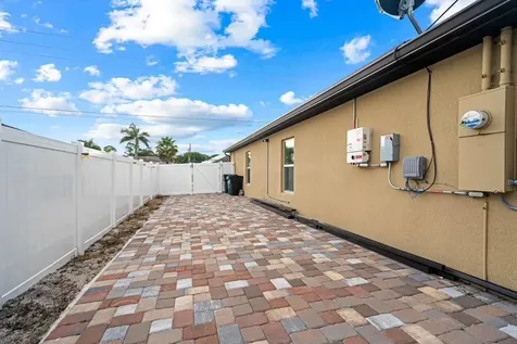 1381 SW Paar Drive Port St Lucie FL 34953