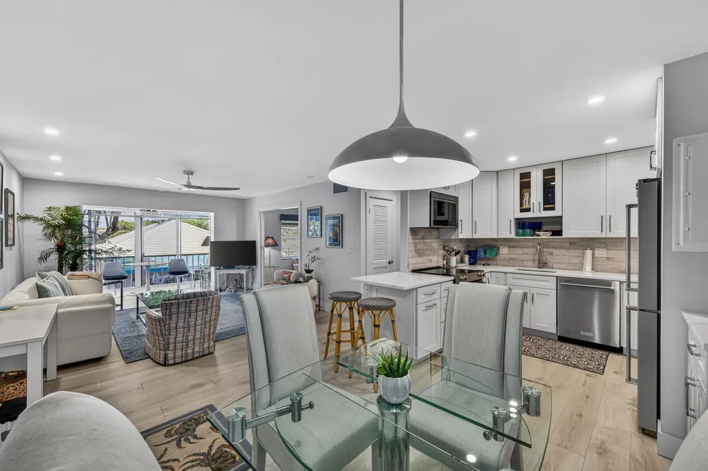 6429 Bay Club Drive Fort Lauderdale FL 33308