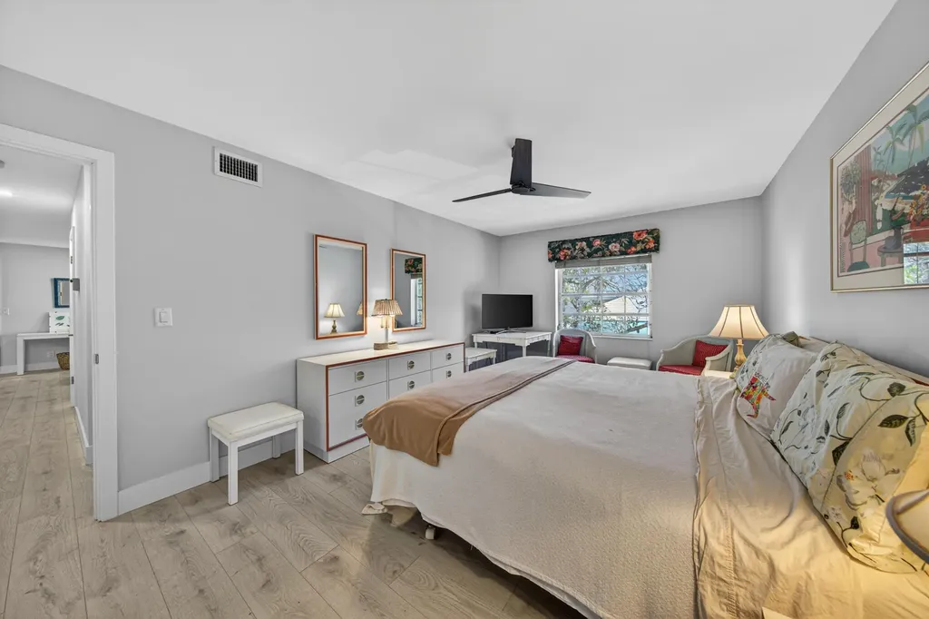 6429 Bay Club Drive Fort Lauderdale FL 33308