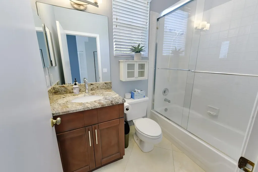 6685 NW 24th Terrace Boca Raton FL 33496