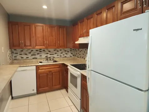 4174 Inverrary Drive Lauderhill FL 33319
