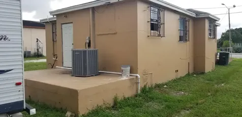 1607 Avenue Fort Pierce FL 34950
