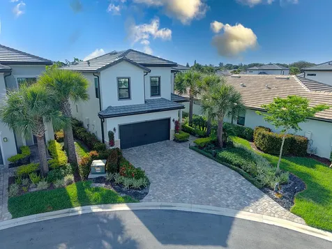 4463 Providence Way Oakland Park FL 33309