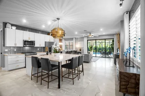 4463 Providence Way Oakland Park FL 33309
