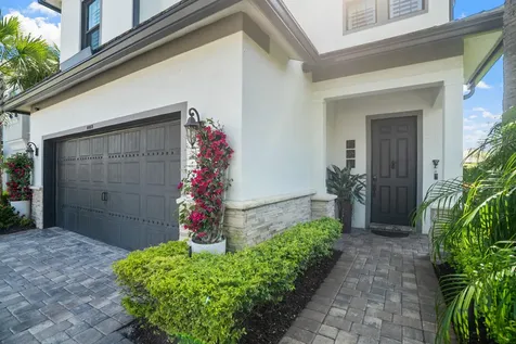 4463 Providence Way Oakland Park FL 33309
