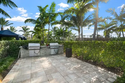 4463 Providence Way Oakland Park FL 33309