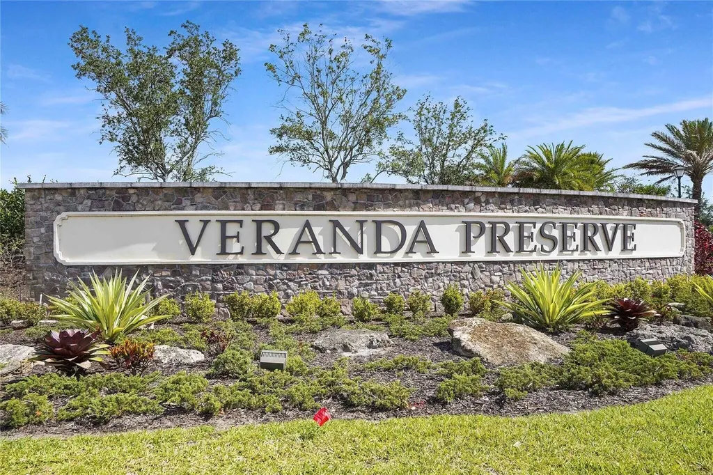 1332 SE Willow Oaks Street Port St Lucie FL 34984
